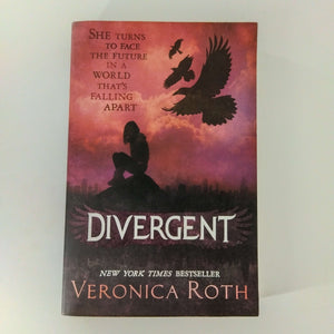 Divergent (Divergent #1) by Veronica Roth