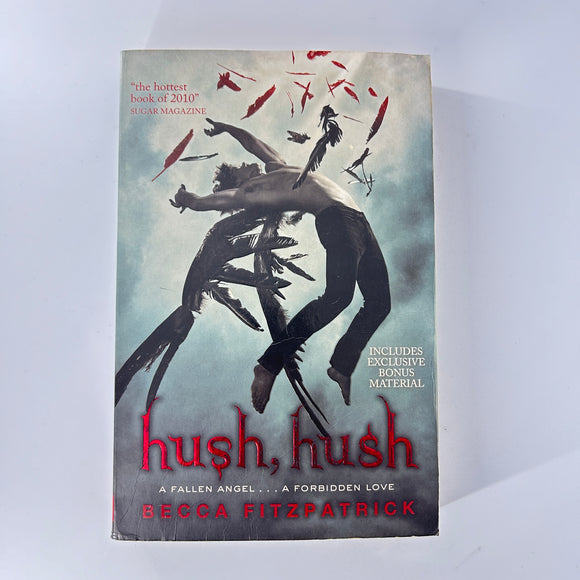 Hush,Hush - Volume 01 (Hush, Hush: The Graphic Novel #1) by Becca Fitzpatrick
