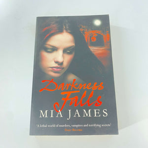 Darkness Falls (Ravenwood Mysteries #2) by Mia James